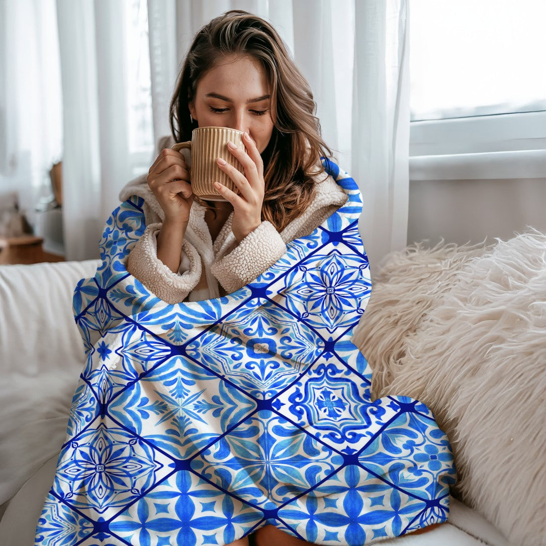 Sherpa Throw Blanket - Blue Mediterranean Tile Design - Soft Plush Throw Blanket