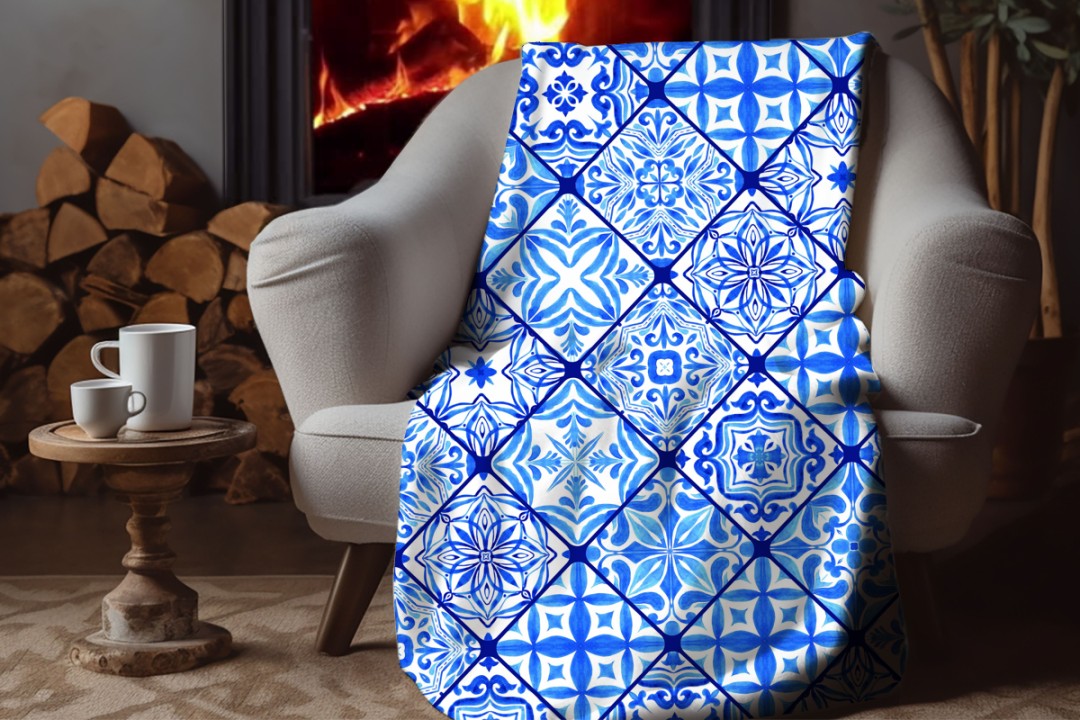 Sherpa Throw Blanket - Blue Mediterranean Tile Design - Soft Plush Throw Blanket