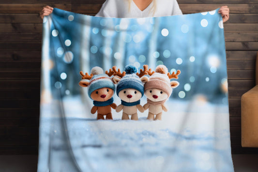 Winter Reindeer Plush Sherpa Blanket – Cute Holiday Animals, Cozy Kids Christmas Throw