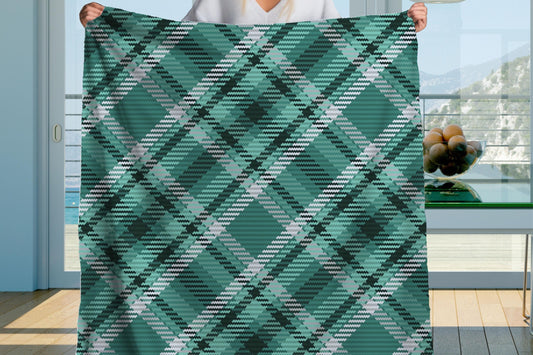 Green Plaid Sherpa Throw Blanket Cozy Woven Pattern