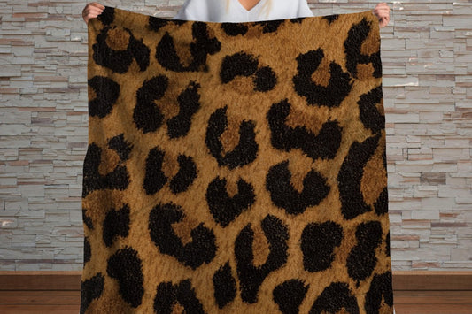 Sherpa Throw Blanket - Cheetah Print Safari Jungle themed design - Soft Plush Throw Blanket